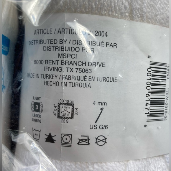 Snuggly Wuggly Yarn by Loops and Threads - Set of 2 π§Άπ§΅β¨ - Picture 2 of 5